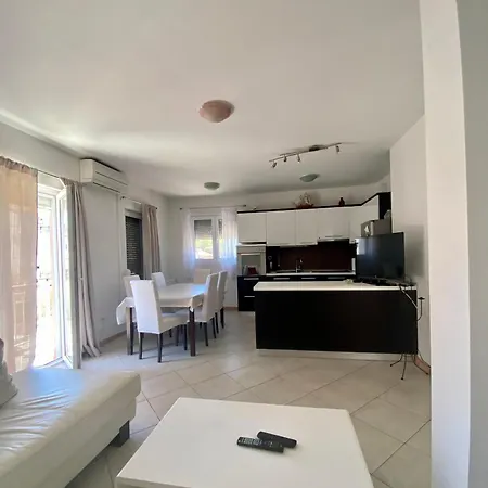 By The Sea Brodarica, - 23656 * Šibenik